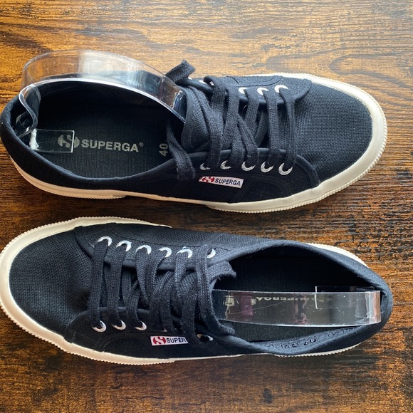 Superga Shoes - Superga Size 9 Black lace up shoes